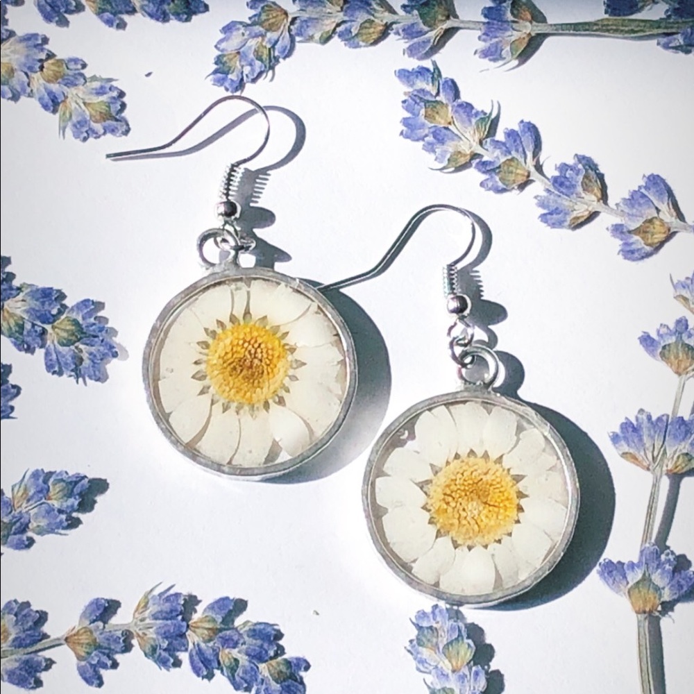 Daisy Earrings
